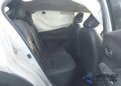 2019 Nissan Kicks Sr из США, поврежденный, VIN 3N1CP5CU0KL536962